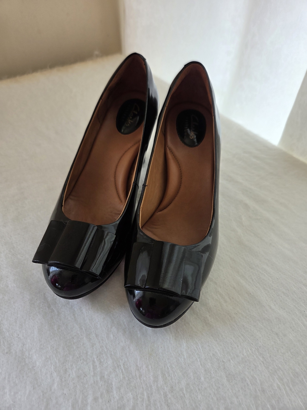 Clarks Black Patent Leather Bow Block-Heel Pumps